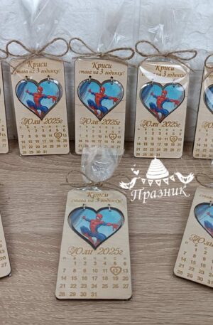 Дървени подаръчета 002 " Спайдърмен"